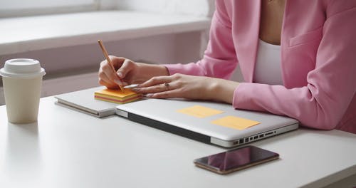 有关便利贴, 咖啡, 咖啡杯的免费素材视频