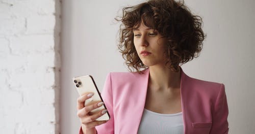 有关咖啡, 咖啡色头发的女人, 套装的免费素材视频