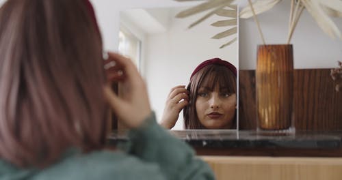 有关假发, 反射, 女人的免费素材视频