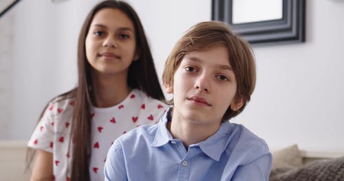 有关坐, 女孩, 学生们的免费素材视频