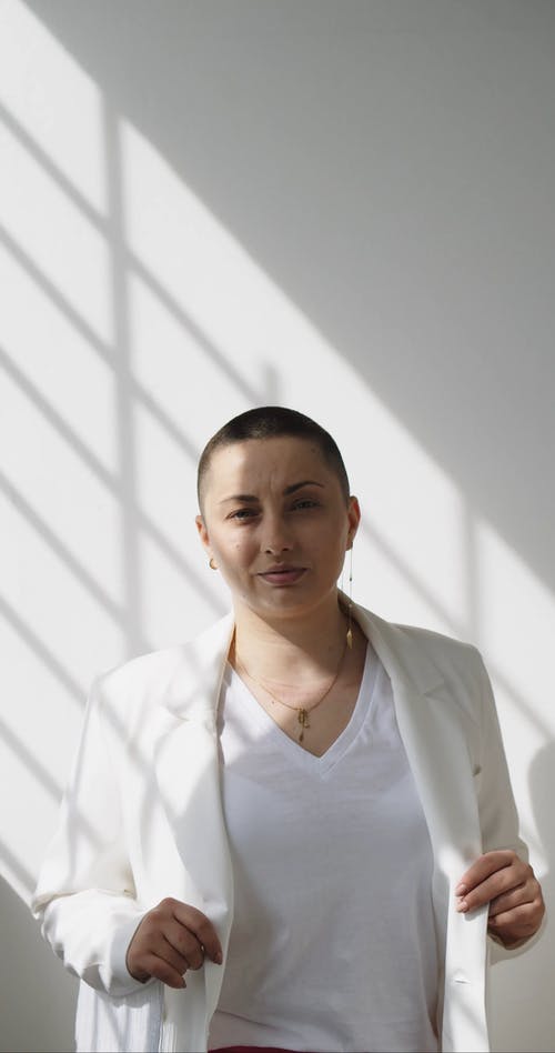 有关人, 垂直视频, 女人的免费素材视频