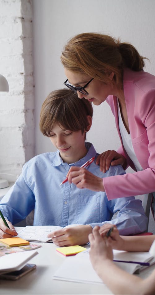 有关一起, 倾听, 儿童的免费素材视频