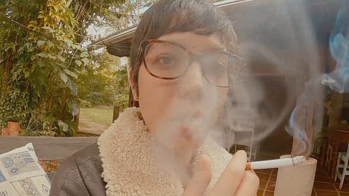 有关女人, 抽烟, 烟雾的免费素材视频