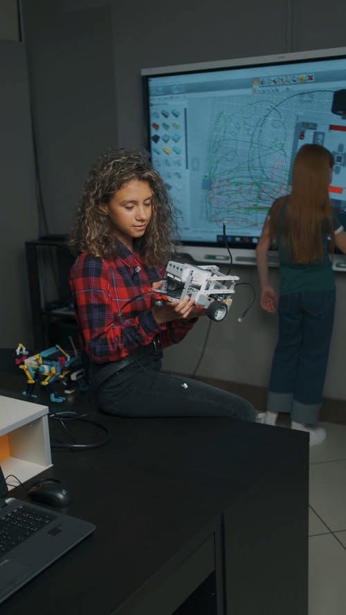 有关儿童, 垂直视频, 女孩的免费素材视频