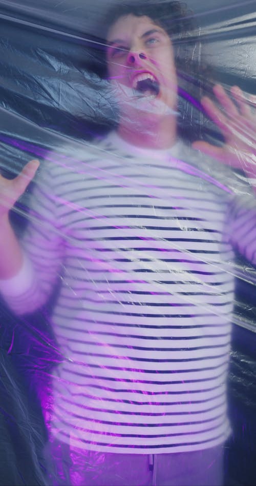 有关人, 叫喊, 垂直视频的免费素材视频