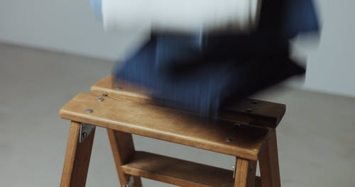 有关下落, 休闲装, 外衣的免费素材视频