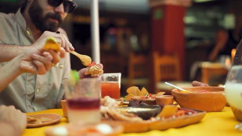 有关cinco de mayo, 传统食物, 墨西哥传统的免费素材视频