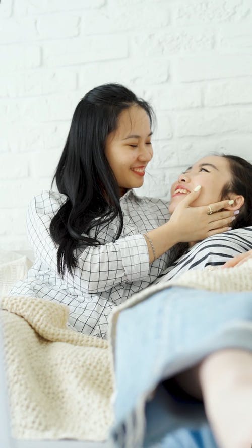 有关femme, 一对, 同性的免费素材视频