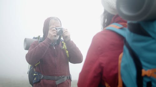 有关3C用品, 一对, 丈夫的免费素材视频