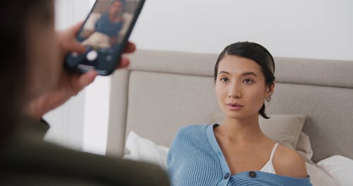 有关Instagram, iPhone, 一对的免费素材视频