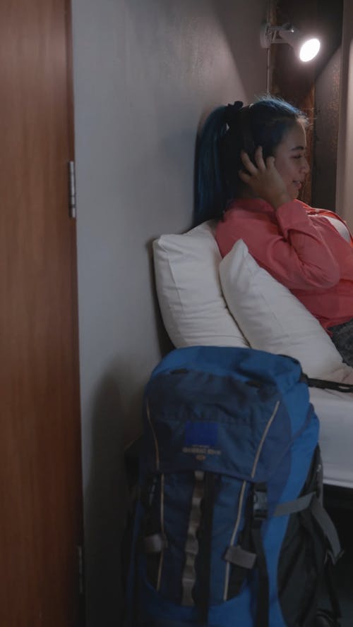 有关互联网, 侧面图, 垂直视频的免费素材视频