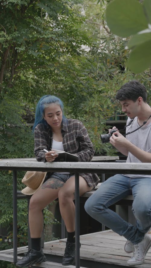 有关人, 垂直视频, 多样化的免费素材视频