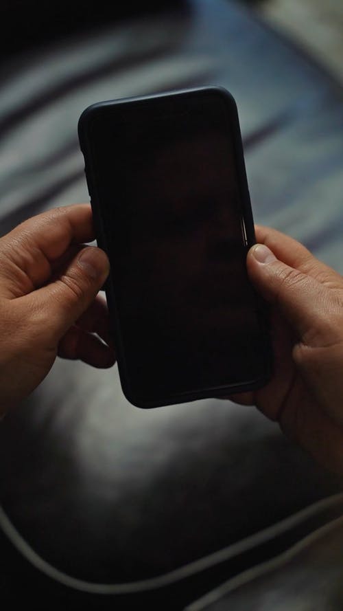 有关垂直视频, 手机, 握住的免费素材视频