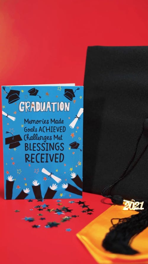 有关五彩纸屑, 印刷的, 问候卡的免费素材视频