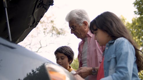 有关人, 低角度拍摄, 修复的免费素材视频