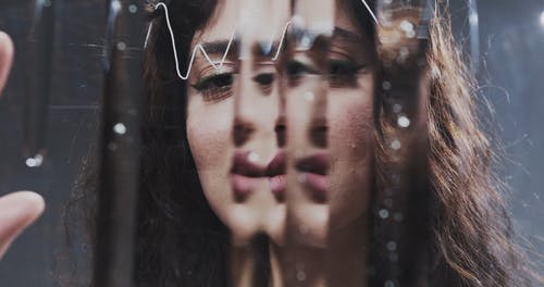 有关＃室内, 失真, 女人的免费素材视频