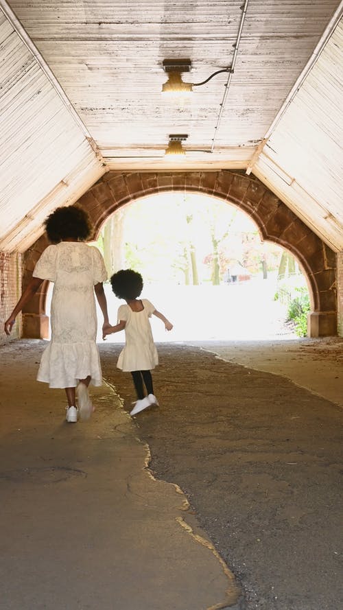 有关人, 垂直视频, 女人的免费素材视频