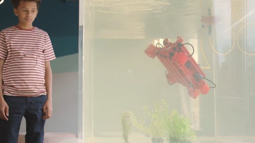 有关创新, 在水下, 学生们的免费素材视频