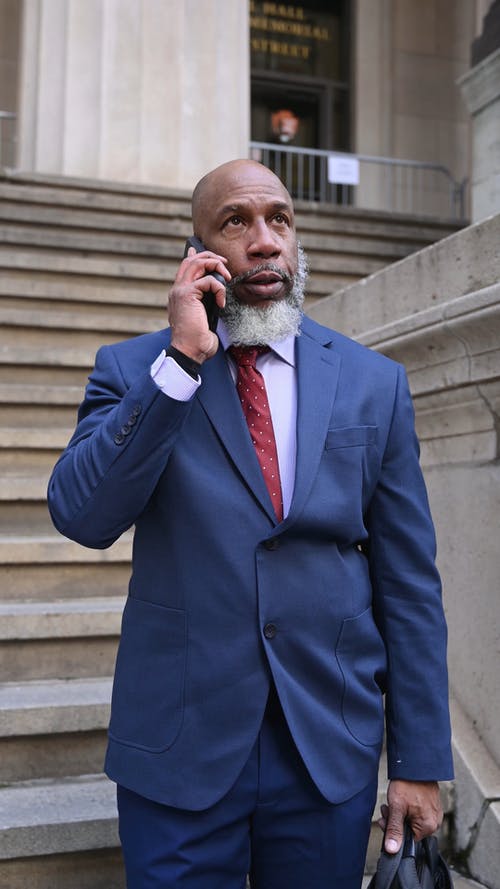 有关人, 公事包, 垂直视频的免费素材视频