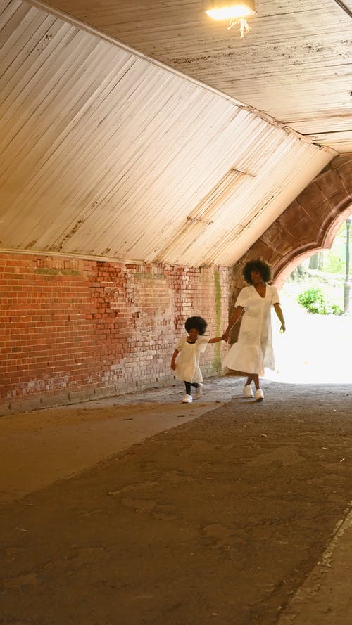 有关人, 垂直视频, 女人的免费素材视频