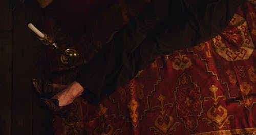 有关刺青的, 严肃, 地毯的免费素材视频