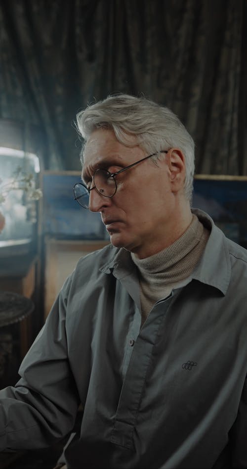 有关人, 嗜好, 垂直视频的免费素材视频