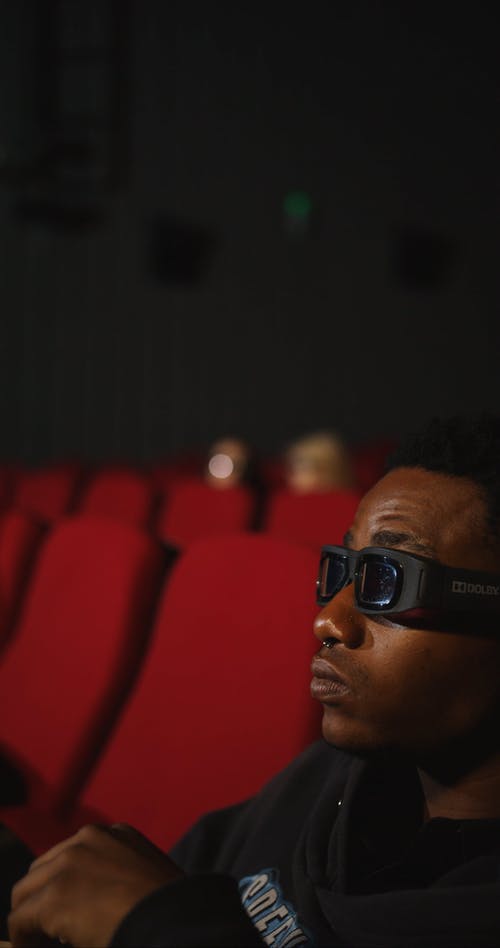 有关吃, 垂直视频, 室内的免费素材视频