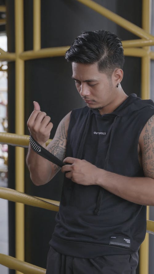 有关人, 垂直视频, 手的免费素材视频