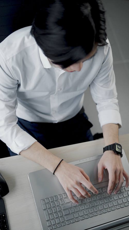 有关3C用品, Web, 人的免费素材视频