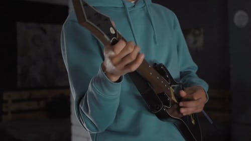 有关3C用品, 人, 吉他的免费素材视频