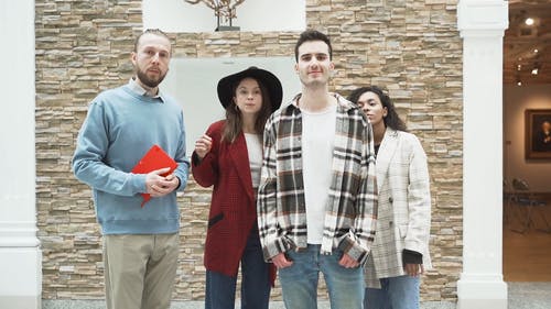 有关＃室内, 凝视, 多样化的免费素材视频