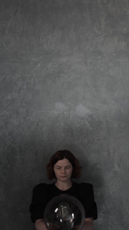 有关光, 垂直视频, 女人的免费素材视频