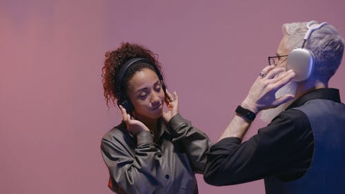 有关享受, 听音乐, 多样化的免费素材视频