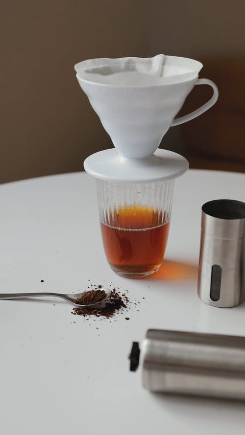 有关咖啡磨豆机, 喝, 垂直视频的免费素材视频