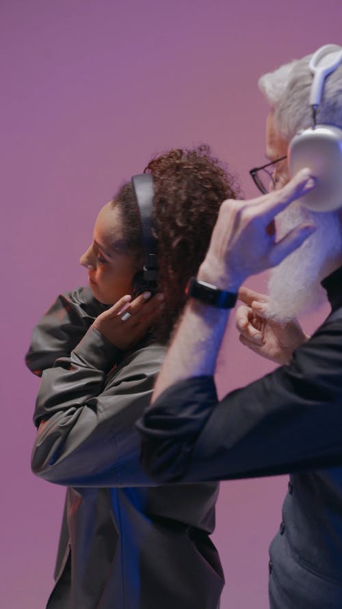 有关一起, 人, 倾听的免费素材视频