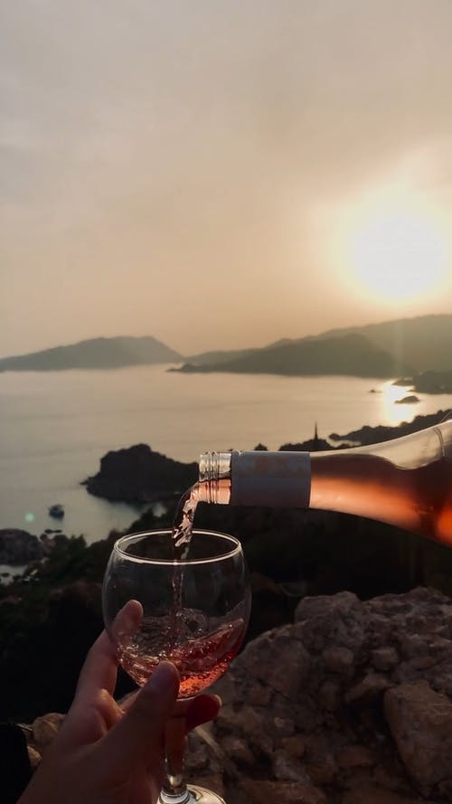 有关假期, 倾注, 垂直视频的免费素材视频