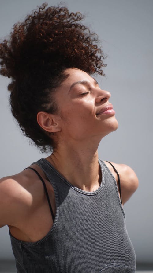 有关人, 垂直视频, 女人的免费素材视频