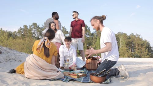 有关一对, 一群人, 一群朋友的免费素材视频