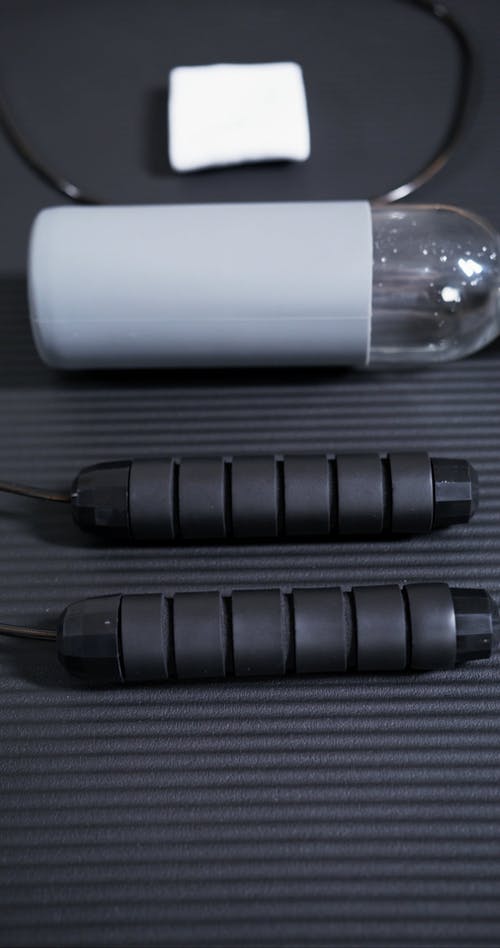 有关不倒翁, 喝, 垂直视频的免费素材视频