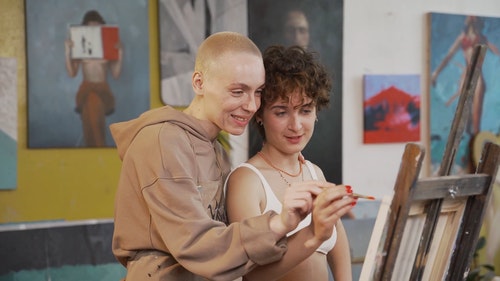 有关一起,伸出援手,女性的免费素材视频