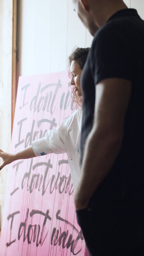 有关人, 商量, 垂直视频的免费素材视频