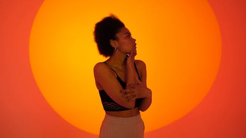 有关人, 女人, 工作室拍摄的免费素材视频