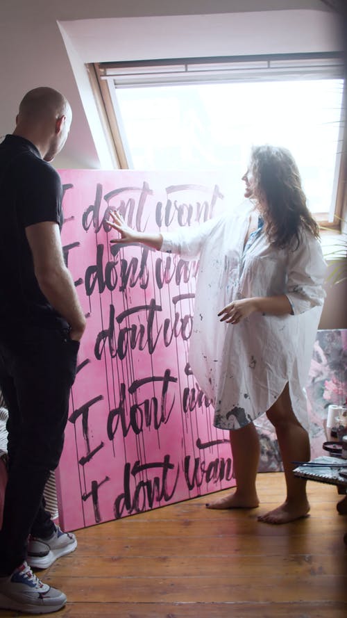 有关垂直视频, 室内, 展示的免费素材视频