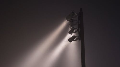 有关光, 漆黑, 照亮的免费素材视频