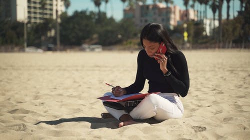 有关iPhone, 互联网, 商务女士的免费素材视频