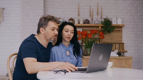 有关一对, 一起, 在家的免费素材视频