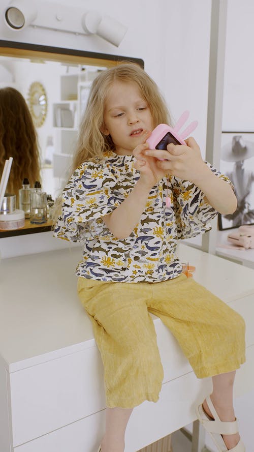 有关休闲, 儿童, 垂直视频的免费素材视频