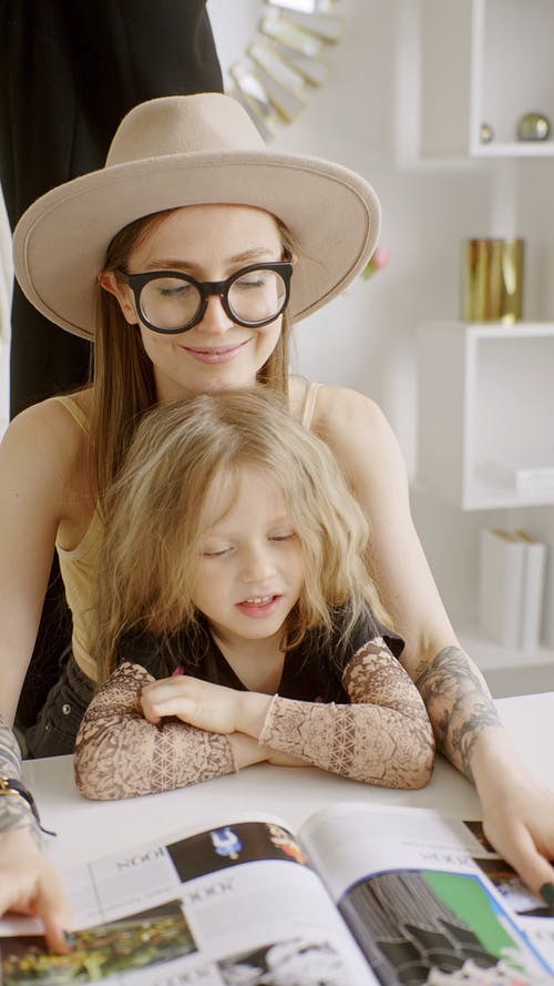 有关＃室内, 享受, 儿童的免费素材视频