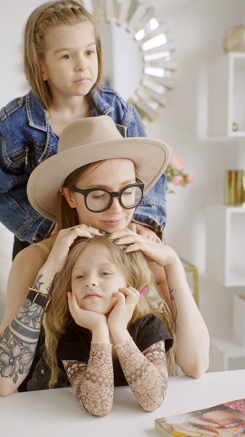 有关休闲, 在家, 垂直视频的免费素材视频