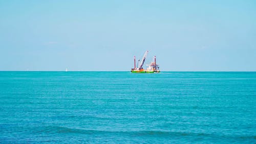 有关中间, 地平线, 天空的免费素材视频